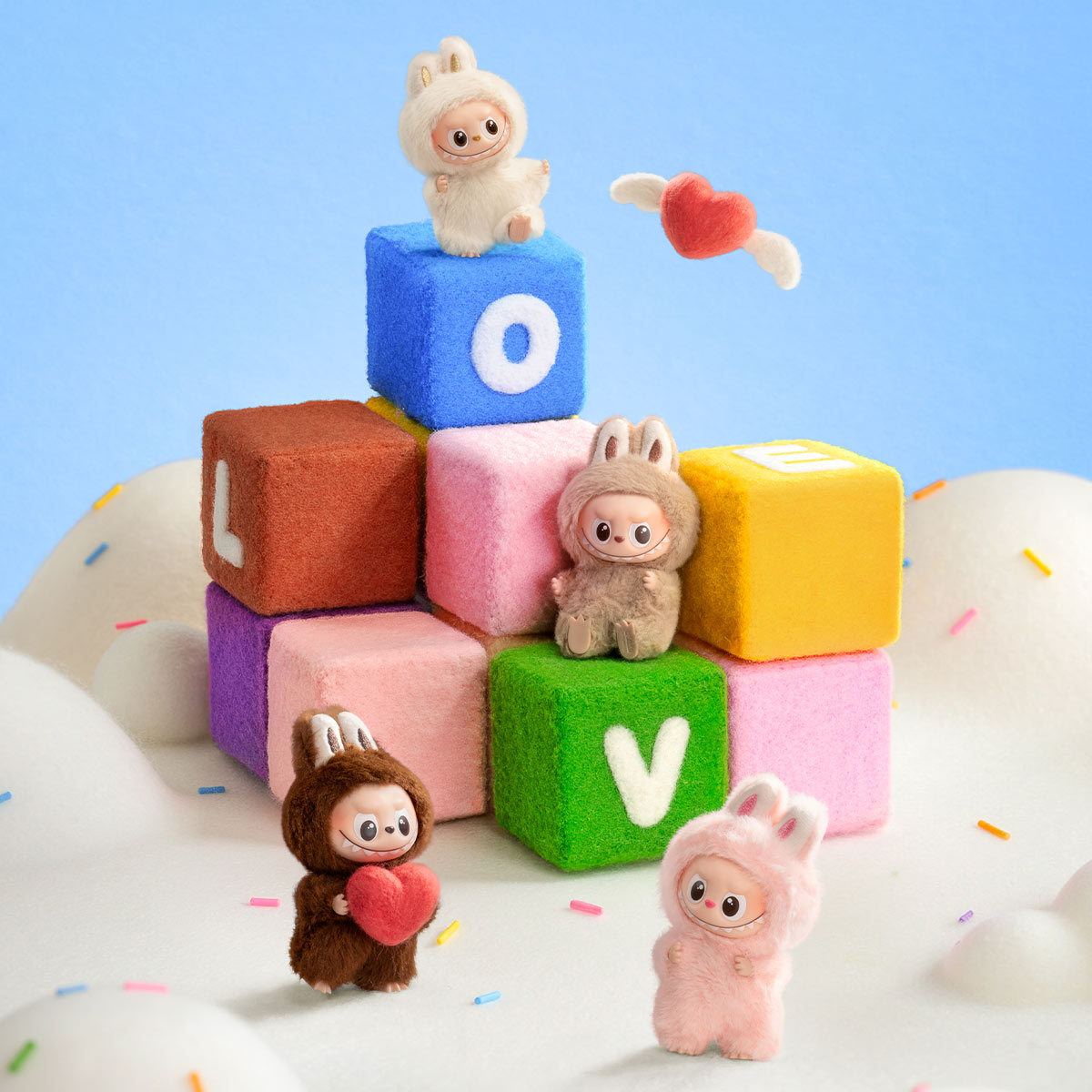 Labubu Pin For Love Brelok (A-M) – LabuLove